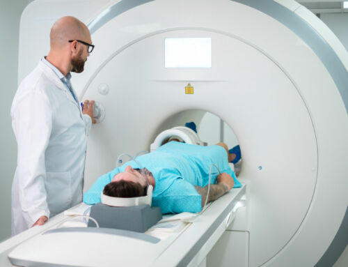 Qual a diferença entre Ressonância Magnética e Tomografia Computadorizada?