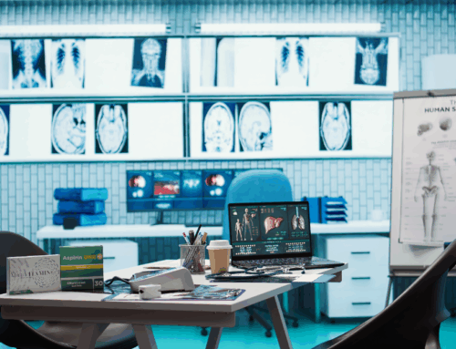 A rede de proteção do seu PS: como a telerradiologia garante laudos em férias, feriados e plantões